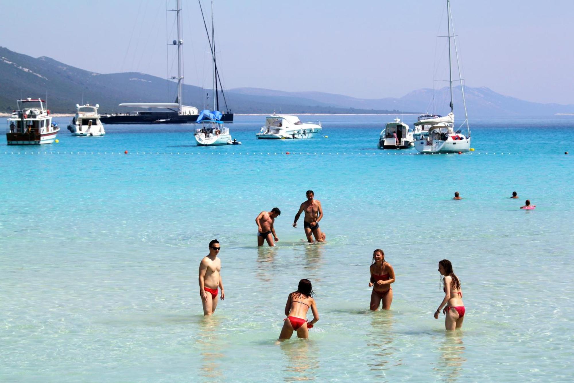 Apartments By The Sea Sali, Dugi Otok - 8117 Dış mekan fotoğraf